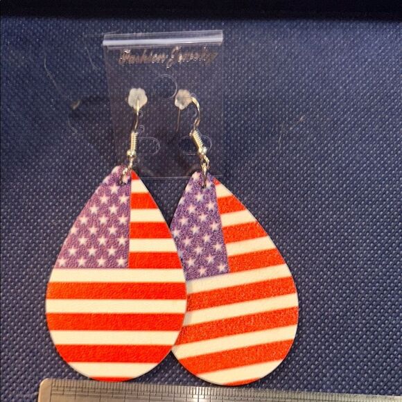 American Flag Teardrop Earrings - Picture 1 of 3
